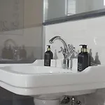 Nocleg ze śniadaniem Boutique Palazzo Ricardi Con Spa, Piscina E Parcheggio Imperia