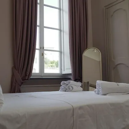 Boutique Palazzo Ricardi Con Spa, Piscina E Parcheggio Imperia