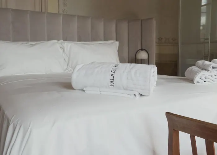 Palazzo Ricardi D'hotes Bed & Breakfast